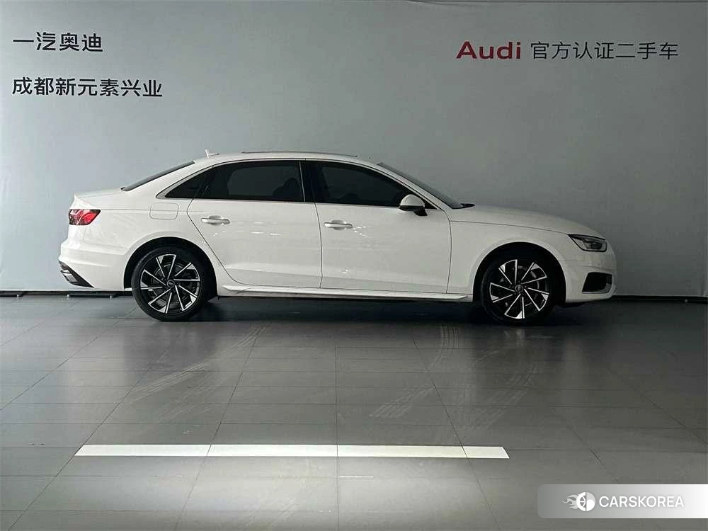Audi A4L id 4498756 из Китая 7