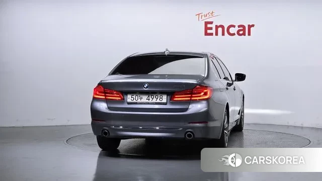 BMW 5 Series (G30) id 3000428 из Кореи 14