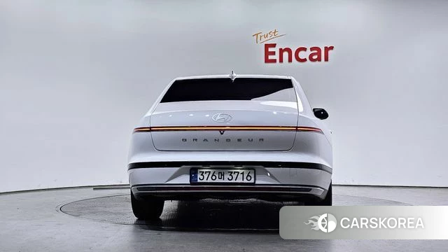 Hyundai Grandeur (GN7) id 4360445 из Кореи 25