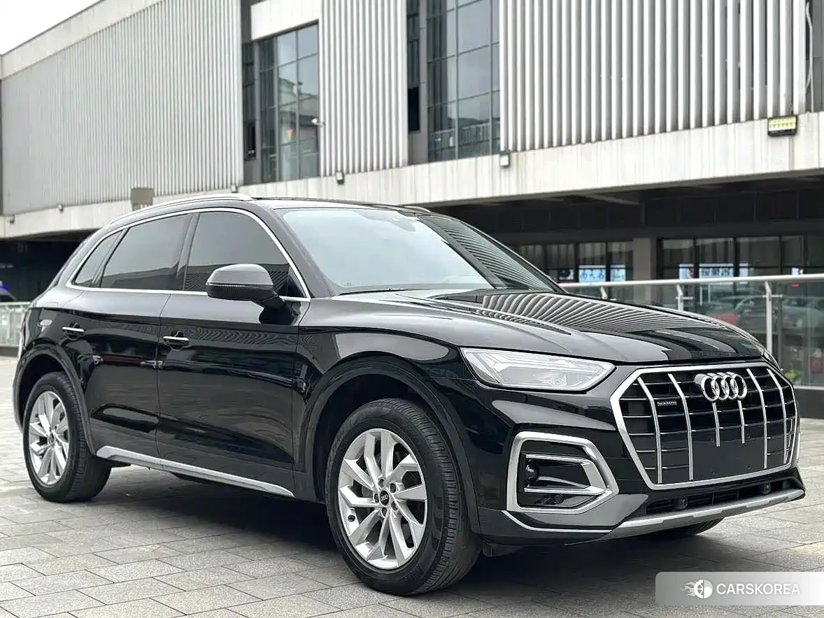 Audi Q5L id 4628467 из Китая 7