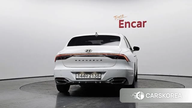 Hyundai The New Grandeur IG id 3813667 из Кореи 14