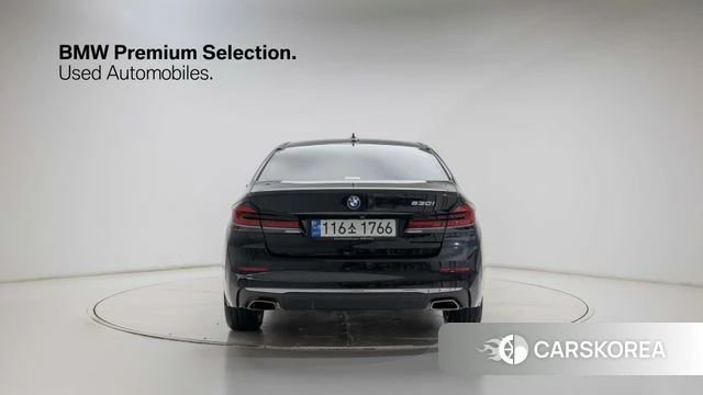 BMW 5 Series (G30) id 4671124 из Кореи 14