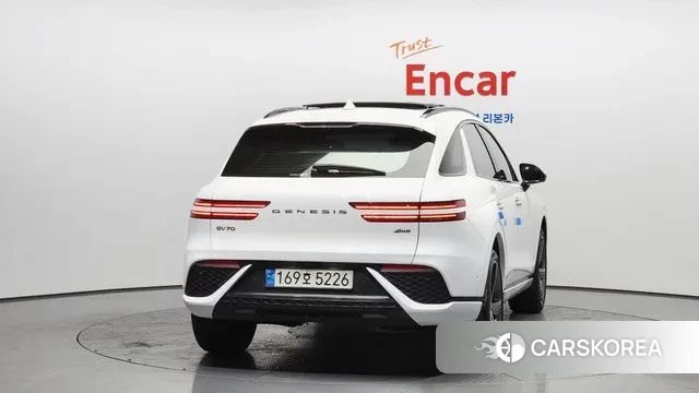 Genesis GV70 id 3630293 из Кореи 14