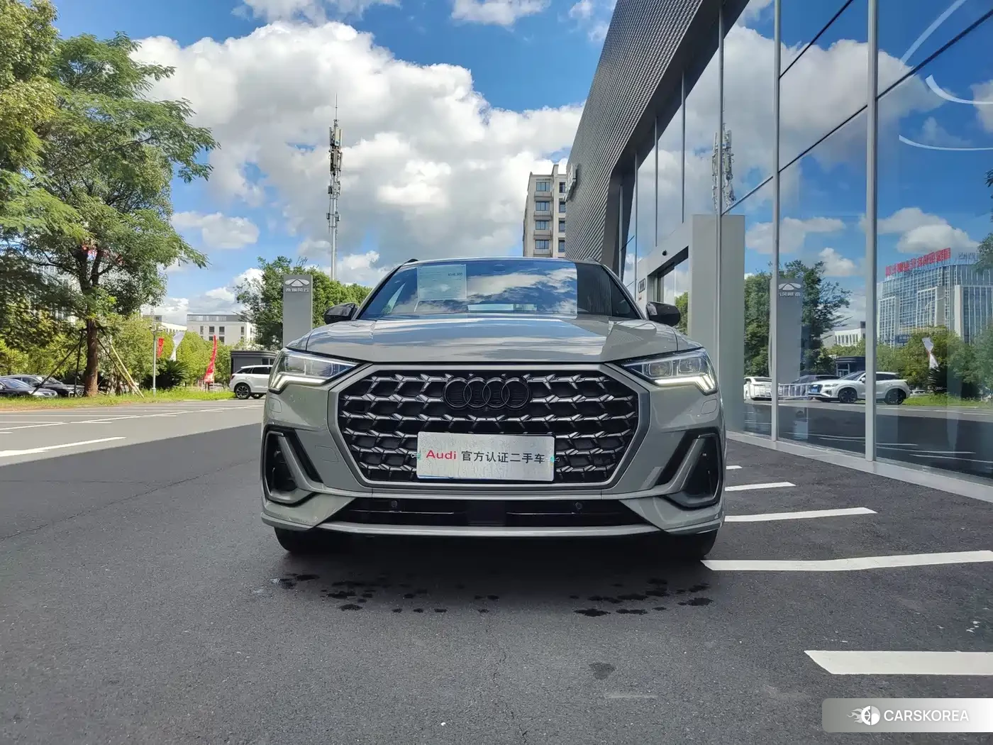 Audi Q3 2023 Silver/gray из Китая, фото 4