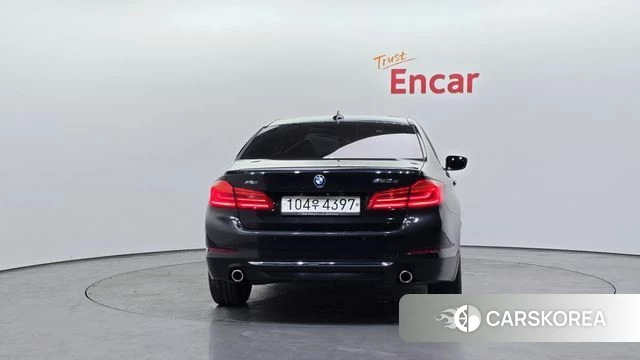 BMW 5 Series (G30) id 3966486 из Кореи 14