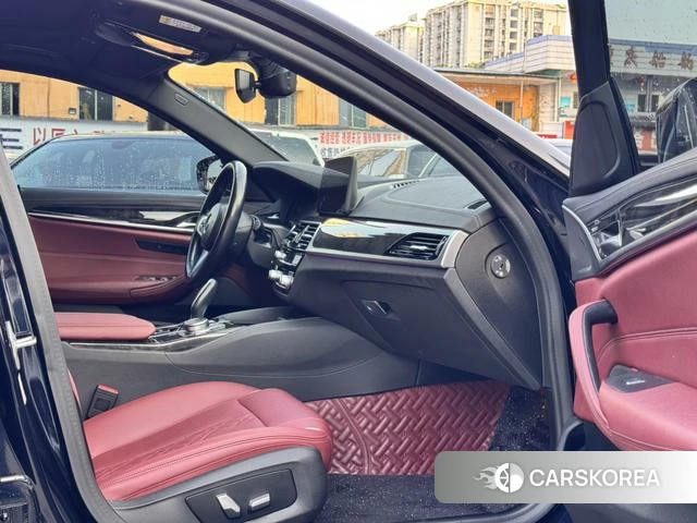 BMW 5 series id 4256149 из Китая 17