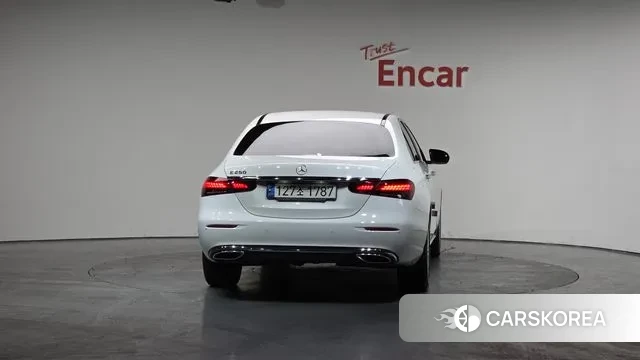 Mercedes-Benz E-Class W213 id 3529483 из Кореи 14