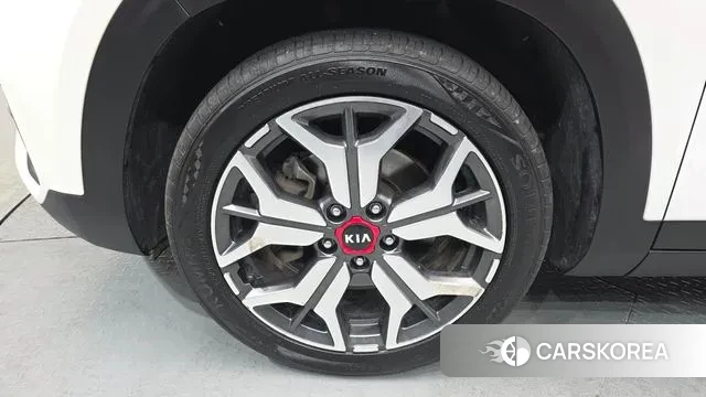 Kia Seltos id 3573001 из Кореи 14