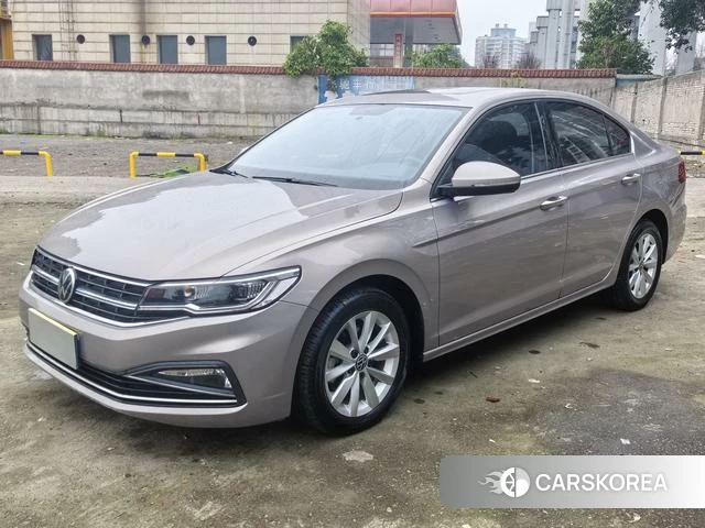 Volkswagen Bora 2022 Шампань из Китая, фото 6