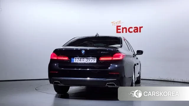 BMW 5 Series (G30) id 3026999 из Кореи 14