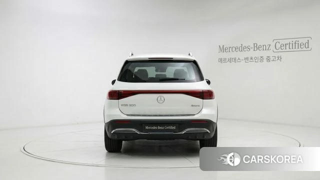 Mercedes-Benz EQB X243 2025 Белый из Кореи, фото 6