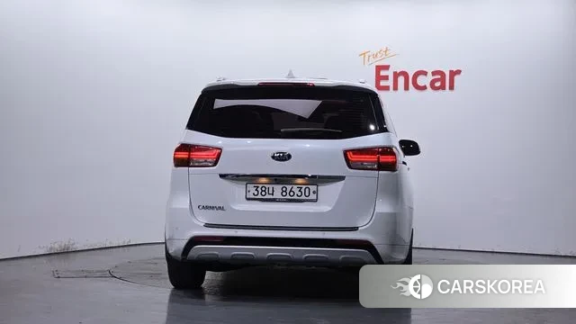 Kia All New Carnival id 3612815 из Кореи 14