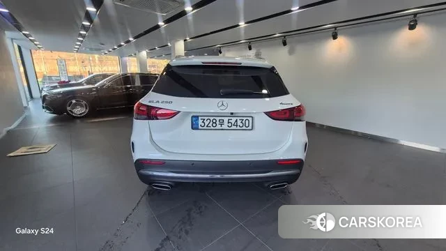 Mercedes-Benz GLA - Class H247 id 3448929 из Кореи 13