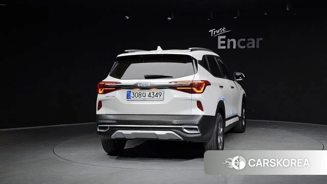 Kia Seltos id 4249496 из Кореи 14