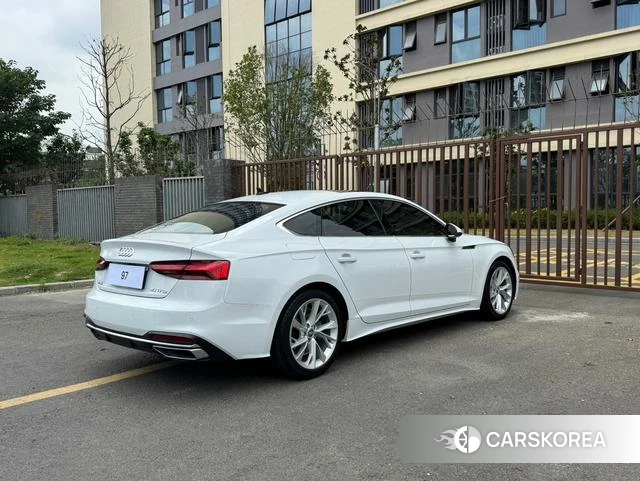 Audi A5 2021 Белый из Китая, фото 4