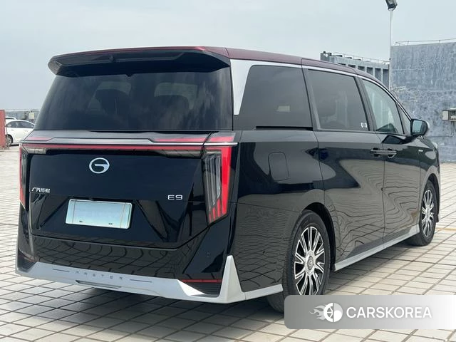 GAC Trumpchi Trumpchi E9 PHEV 2023 Черный из Китая, фото 6