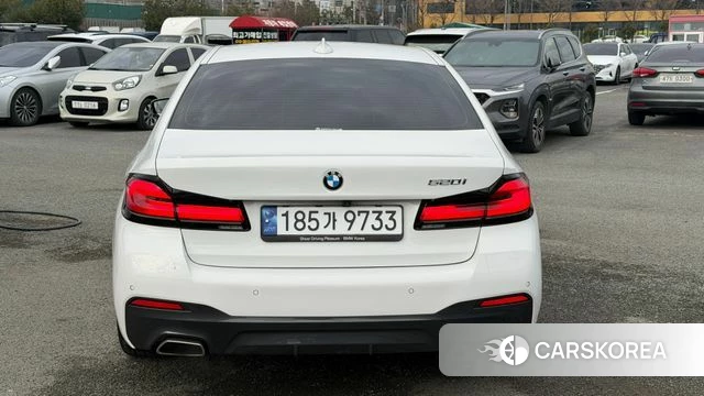 BMW 5 Series (G30) id 4547698 из Кореи 14