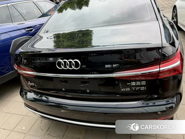 Audi A6L 2023 Черный из Китая, фото 4