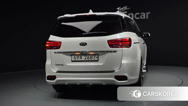 Kia The New Carnival id 3344963 из Кореи 14