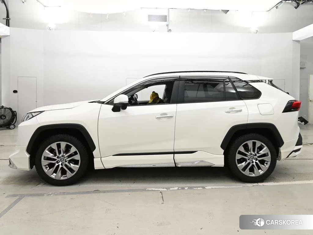 Toyota RAV4 2021 из Японии, фото 4