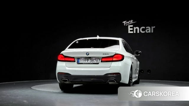 BMW 5 Series (G30) id 3897827 из Кореи 14