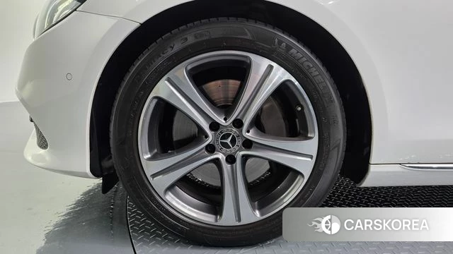 Mercedes-Benz E-Class W213 id 4900451 из Кореи 26