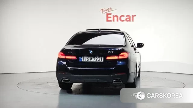 BMW 5 Series (G30) id 3180421 из Кореи 14