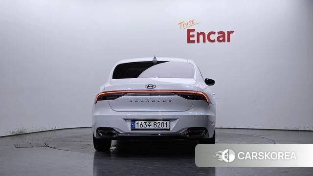Hyundai The New Grandeur IG Hybrid id 4586551 из Кореи 25