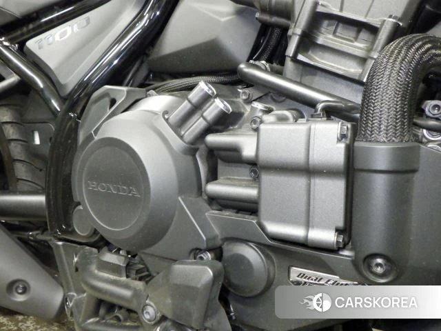 Engine photo