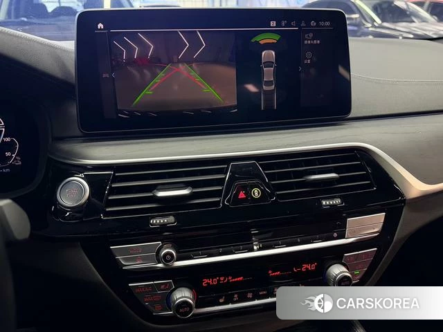 BMW 5 series PHEV id 4211024 из Китая 17
