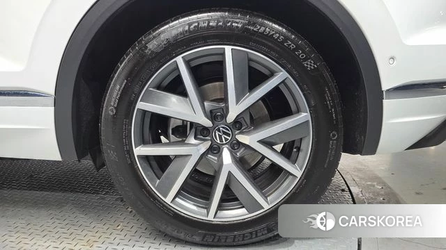 Volkswagen Touareg 3rd generation id 3805805 из Кореи 14