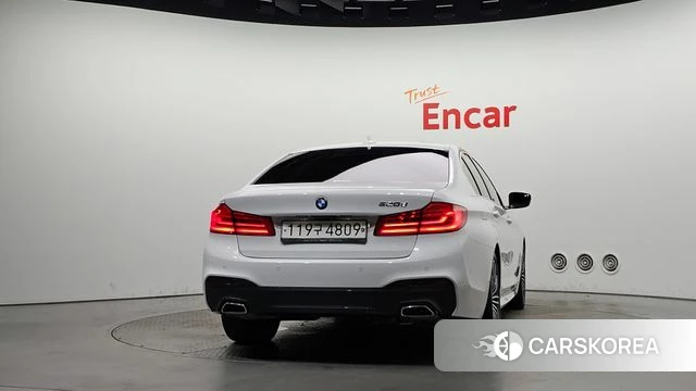 BMW 5 Series (G30) id 4683717 из Кореи 14