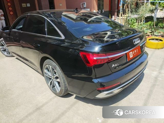 Audi A6L 2022 Черный из Китая, фото 4