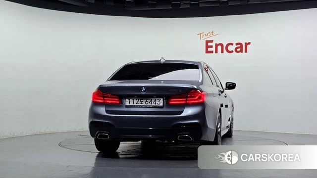 BMW 5 Series (G30) id 4470896 из Кореи 24