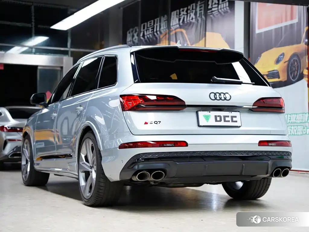 Audi SQ7 id 4601742 из Китая 34