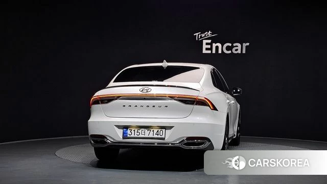 Hyundai The New Grandeur IG id 4641613 из Кореи 26