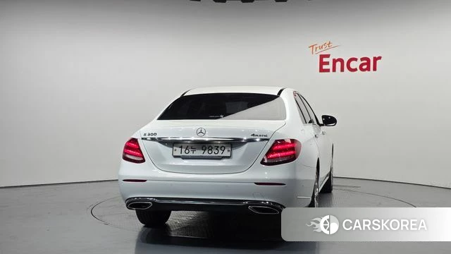 Mercedes-Benz E-Class W213 id 4417432 из Кореи 14