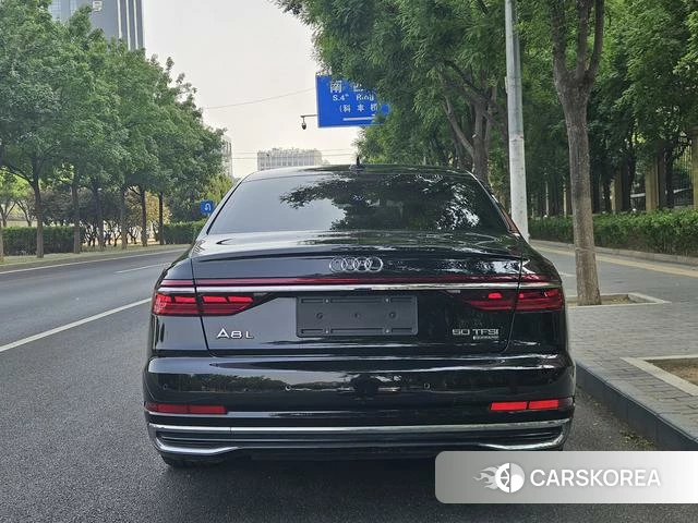 Audi A8 id 4313848 из Китая 13