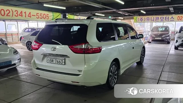 Toyota Sienna id 3643760 из Кореи 14