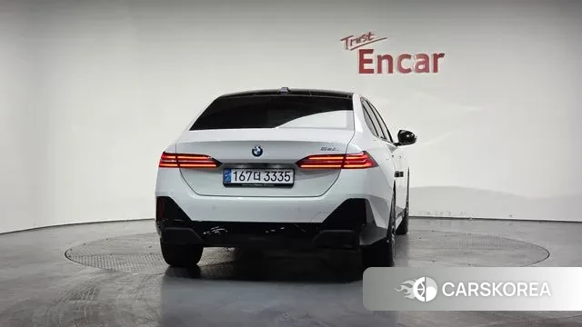 BMW 5 Series (G60) id 3451941 из Кореи 14