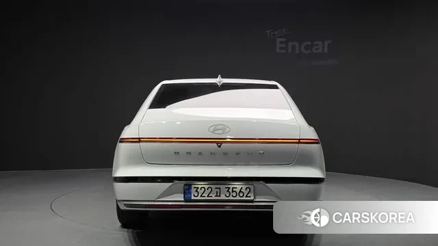 Hyundai Grandeur (GN7) id 3554838 из Кореи 14