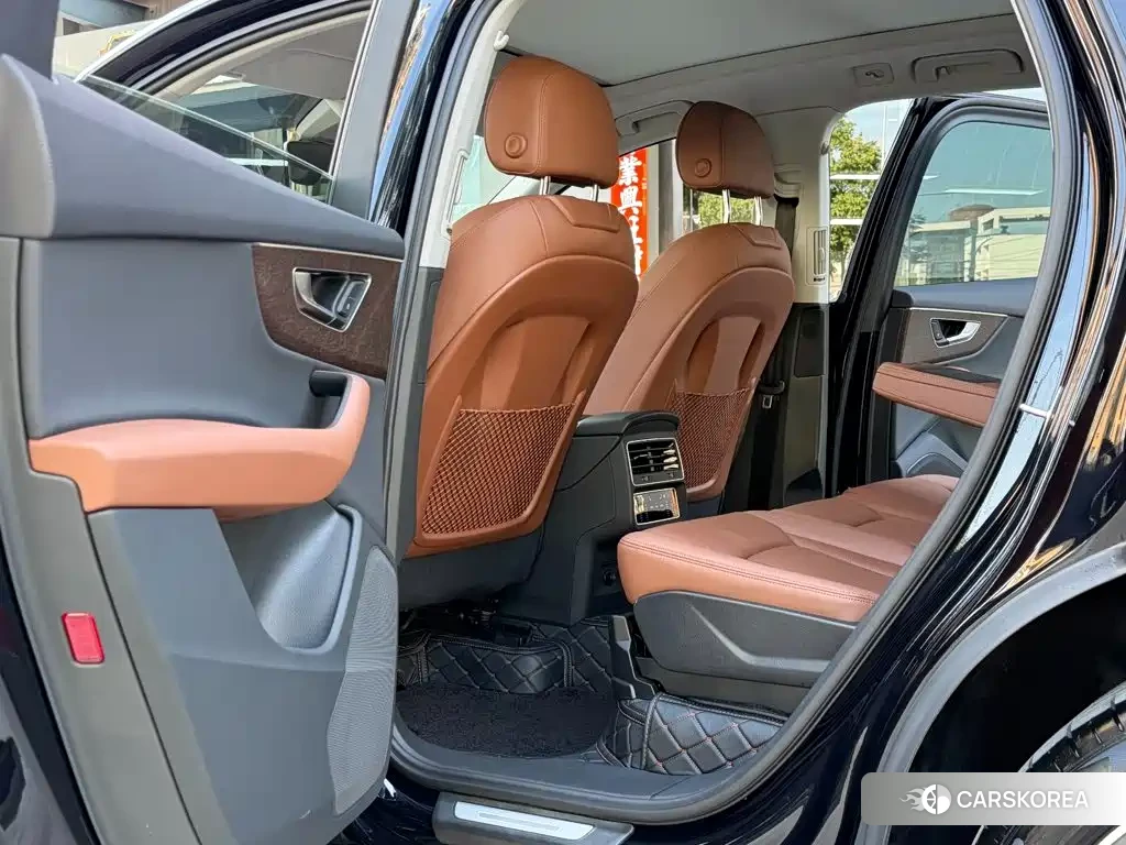 Audi Q7 id 4622700 из Китая 16