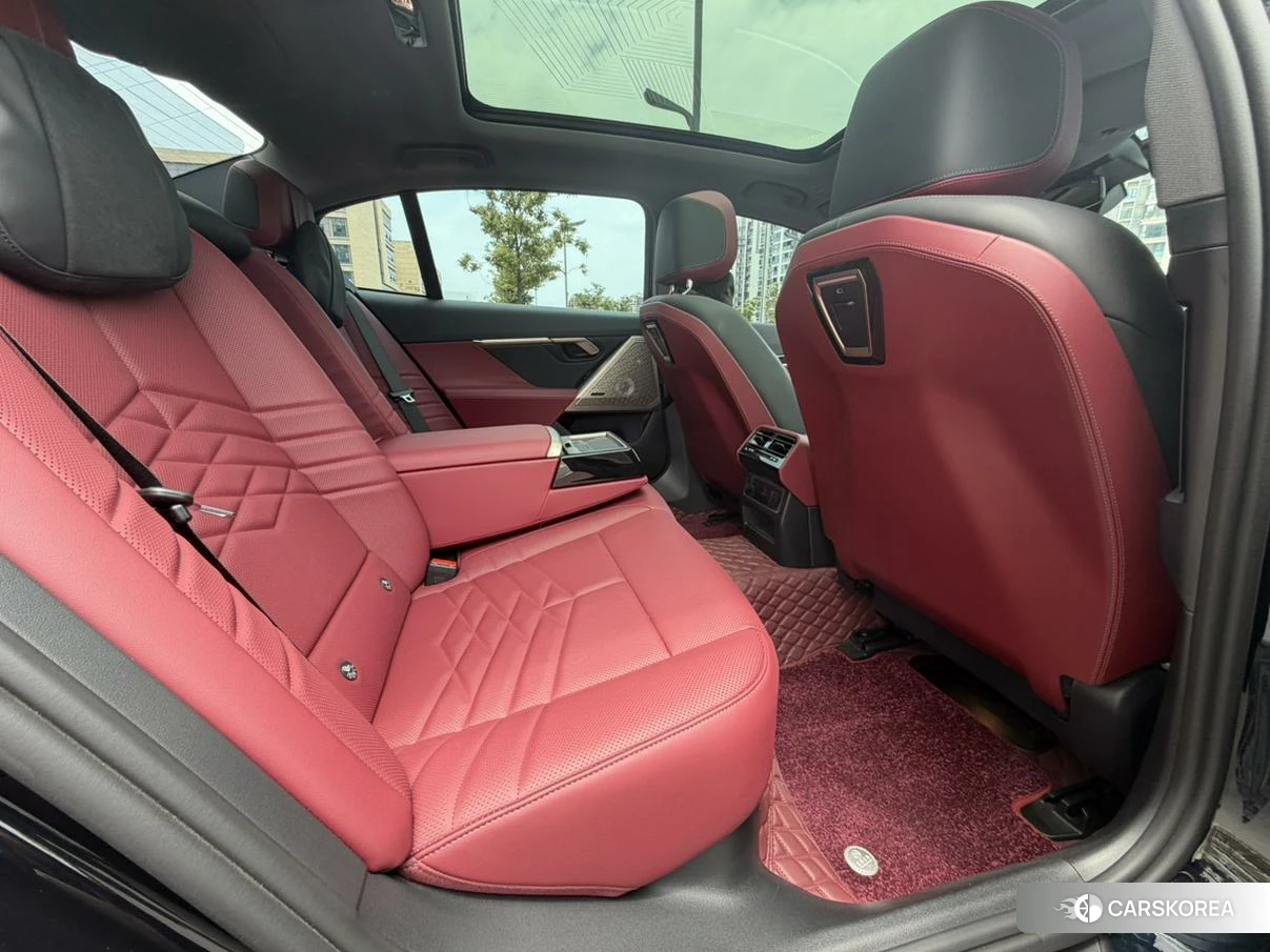 BMW 5 series id 4467865 из Китая 10