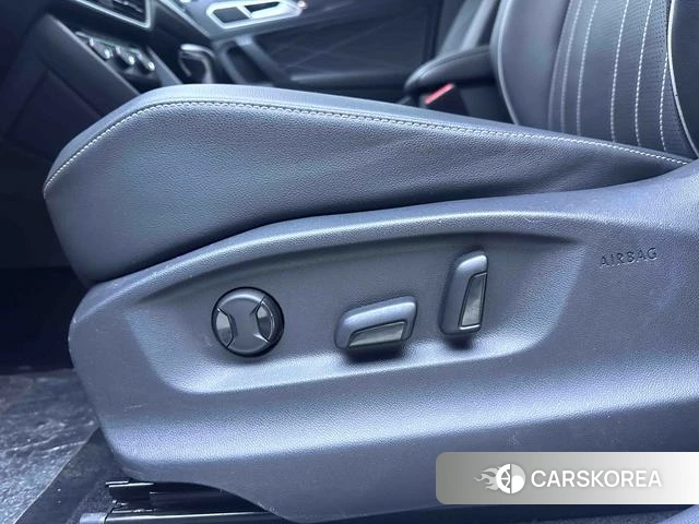 Volkswagen Tiguan L id 4264759 из Китая 18