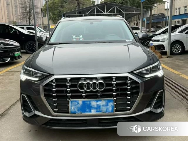 Audi Q3 2023 Темно-серый из Китая, фото 4
