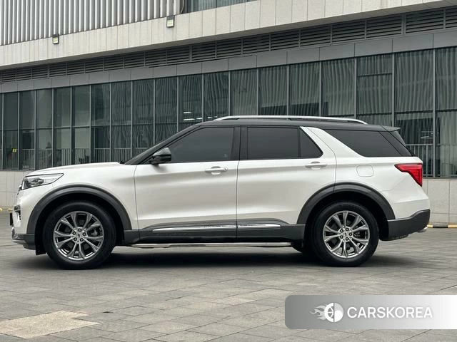 Ford Explorer 2021 Белый из Китая, фото 5