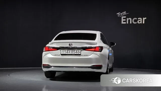 Lexus ES300h 7th generation id 3182102 из Кореи 14