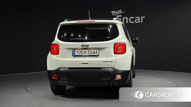 Jeep Renegade id 3935569 из Кореи 14