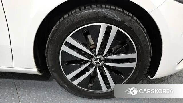 Mercedes-Benz A-Class W177 id 3597063 из Кореи 14