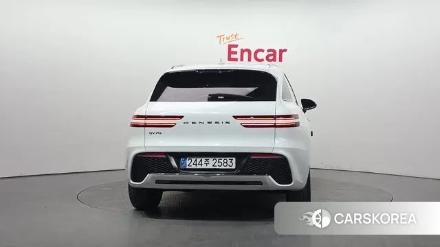 Genesis GV70 id 3513021 из Кореи 14